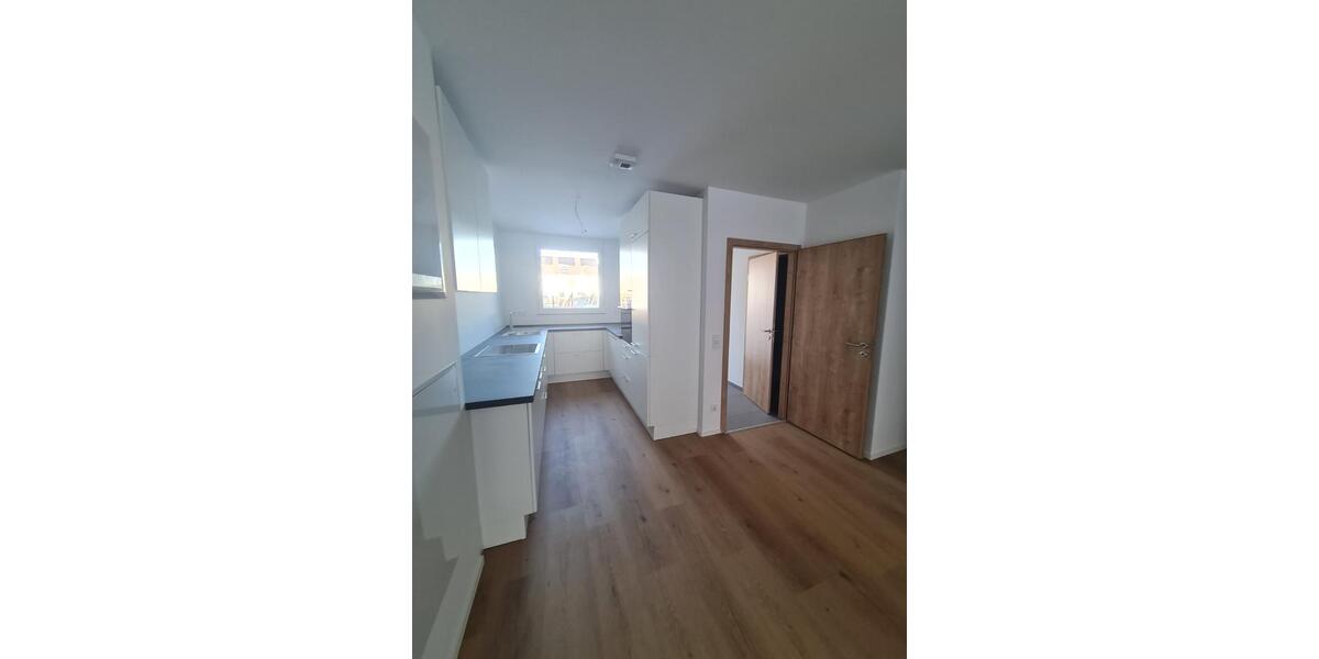 Reihenhaus Oranienburg - 5 Zimmer, 145 m&sup2;, 1.995&euro; | Angebot:24512316