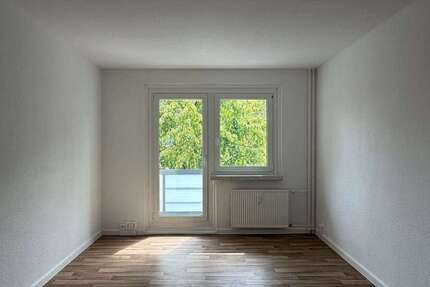 Wohnung Berlin Hellersdorf - 1 Zimmer, 40 m&sup2;, 569&euro; | Angebot:27318365