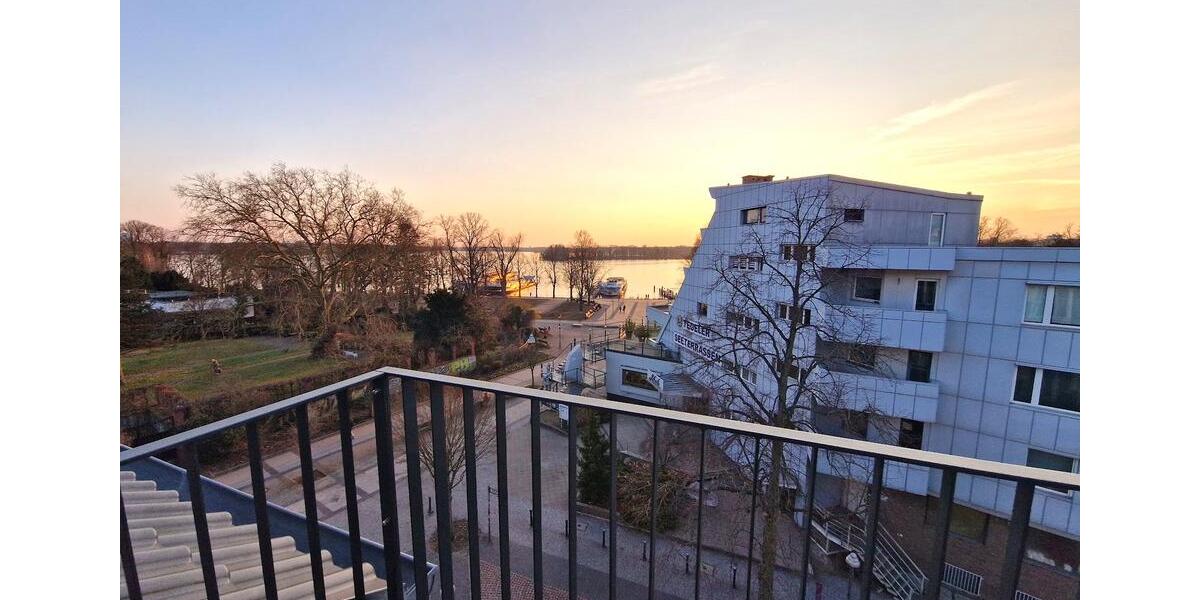 Dachgeschoßwohnung Berlin Reinickendorf - 2 Zimmer, 48 m&sup2;, 1.274&euro; | Angebot:25951089