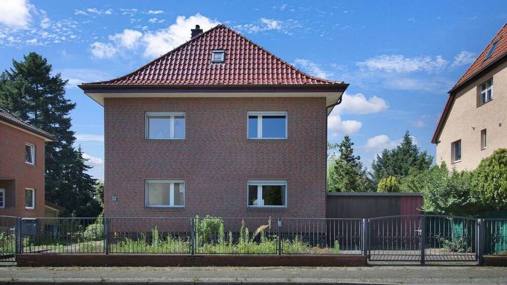 Großzügiges Familienhaus südlich der Heerstraße - geeignet für Mehrgenerationenwohnen
