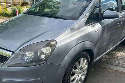 Opel Zafira 191.000 km 2.500 € Berlin 12109