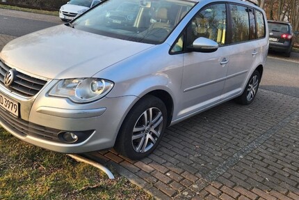 VW Touran 317.000 km 1.999 &euro; Berlin 10178