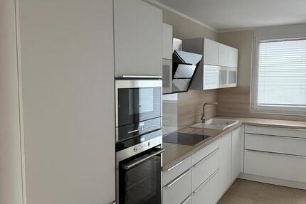 Erstbezug nach Sanierung - Teilmöbliertes REH in Wassernähe 4 zimmer