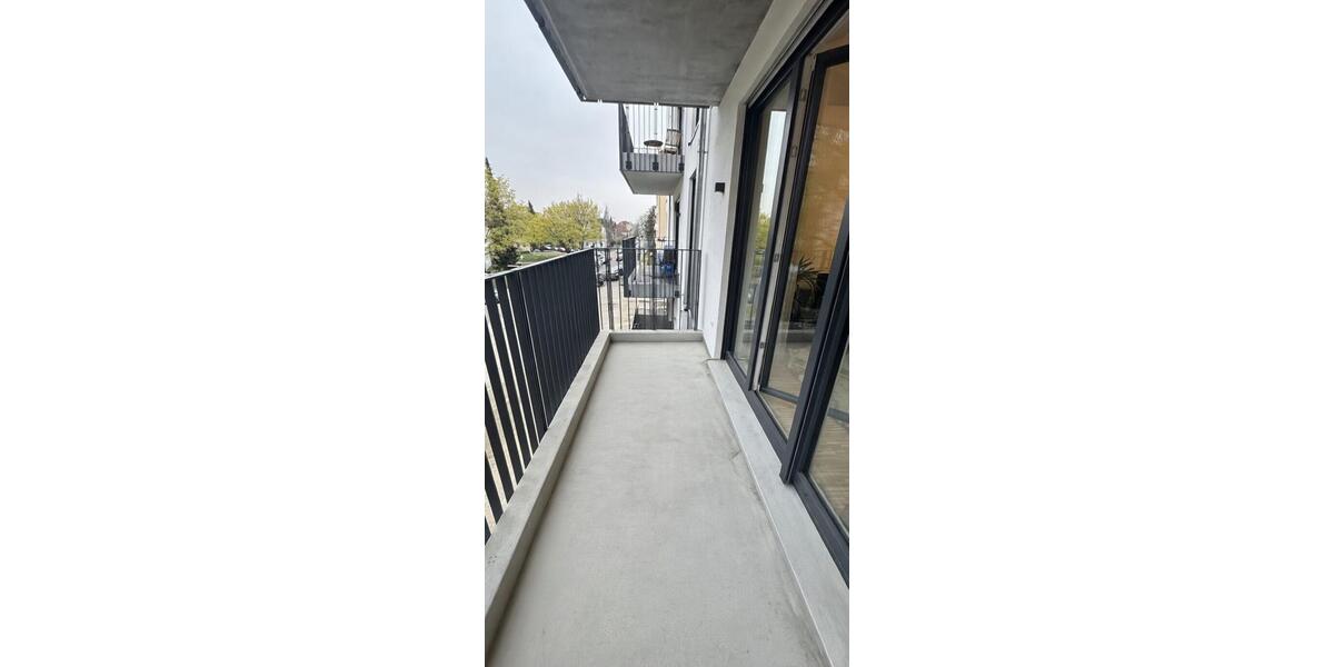Etagenwohnung Berlin Lichtenberg - 2 Zimmer, 64 m&sup2;, 1.300&euro; | Angebot:26225057