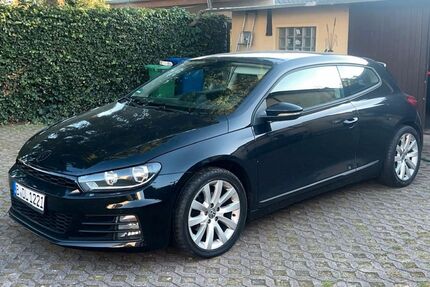 VW Scirocco 125.000 km 8.490 € Schulzendorf 15732