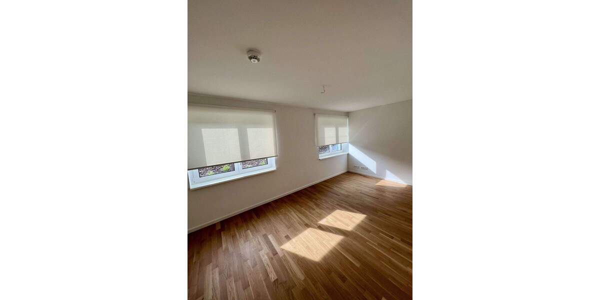 Etagenwohnung Berlin Spandau - 5 Zimmer, 134 m&sup2;, 2.350&euro; | Angebot:25700974