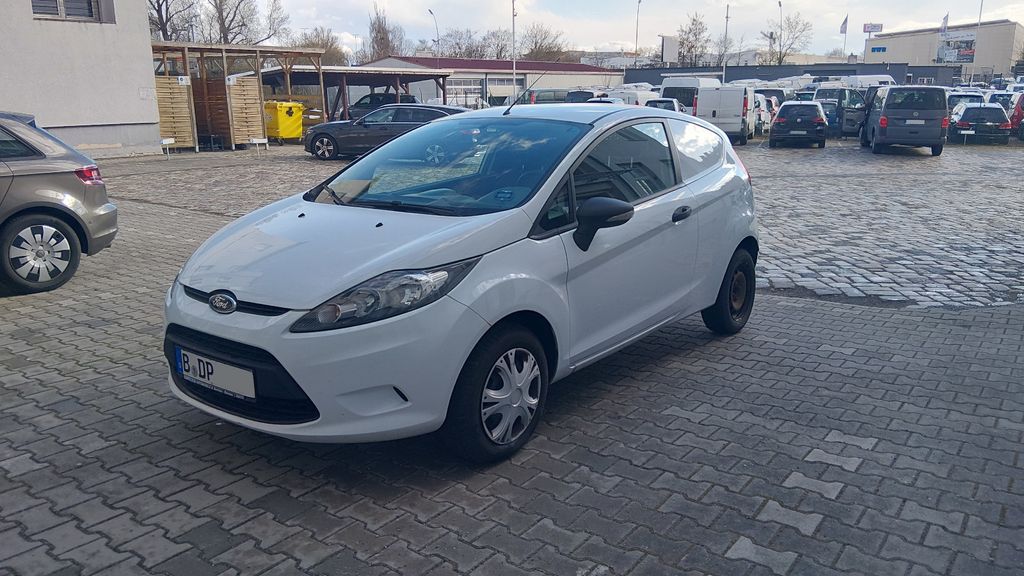 Ford Fiesta 173.379 km 3.000 &euro; Berlin 12055