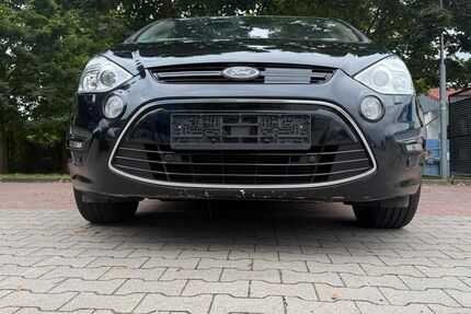 Ford S-Max 183.000 km 8.400 € Berlin 13089