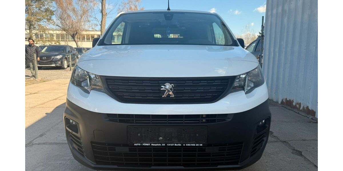 Peugeot Partner 118.000 km 9.800 &euro; Berlin 12277