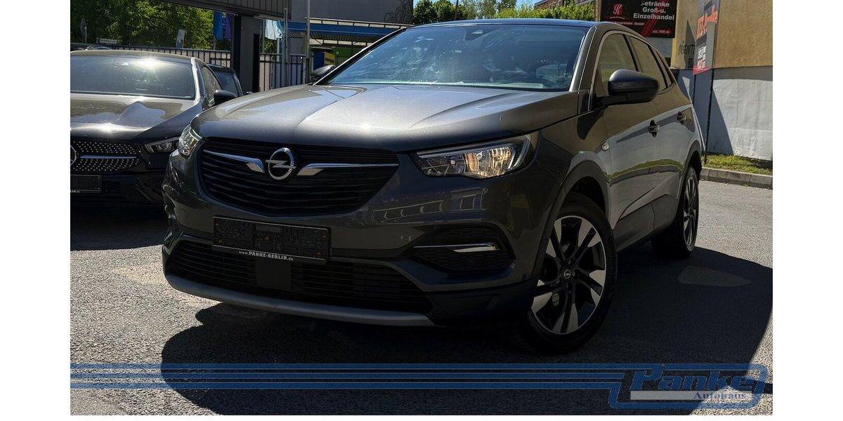 Opel Grandland Innovation*AHK*E-Koffer*Pano*Car-Play* 169.817 km 11.480 &euro; Berlin 13187