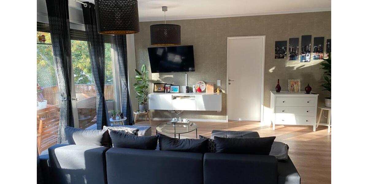 Etagenwohnung Berlin Marzahn-Hellersdorf - 2 Zimmer, 67 m&sup2;, 1.206&euro; | Angebot:24184004