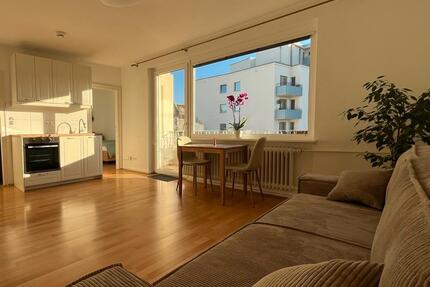Helle, möbelierte 1,5 Zimmer Wohnung in Wilmersdorf mit Balkon 1 zimmer