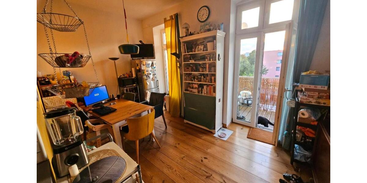 Etagenwohnung Berlin Lichtenberg - 3 Zimmer, 112 m&sup2;, 890&euro; | Angebot:27717942