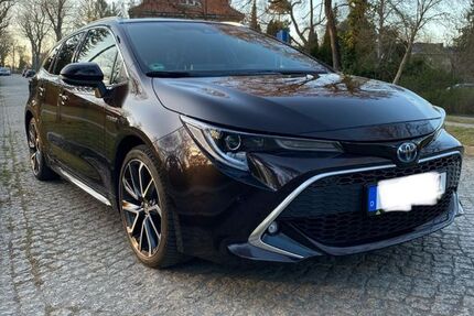 Toyota Corolla 67.500 km 22.000 &euro; Berlin 14197