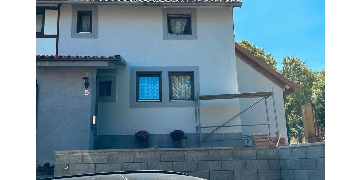 Doppelhaushälfte - 8 Zimmer, 110 m&sup2;, 99.999&euro; | Angebot:27002053