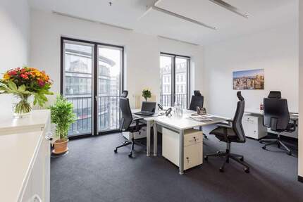 Coworking-Desk im Altbau an der Friedrichstraße - flexibel, 247 Zugang zimmer