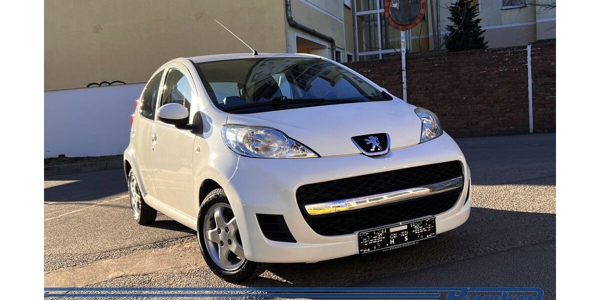 Peugeot 107 151.927 km 1.900 &euro; Berlin - Pankow 13187