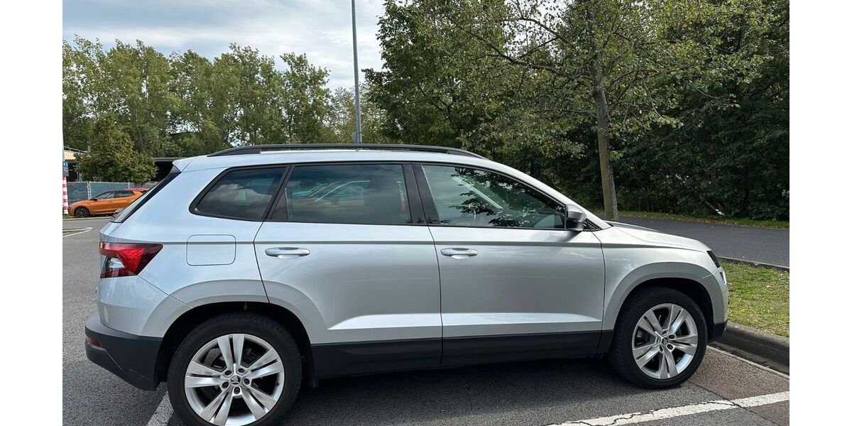 Skoda Karoq 121.000 km 15.500 &euro; Berlin 10319