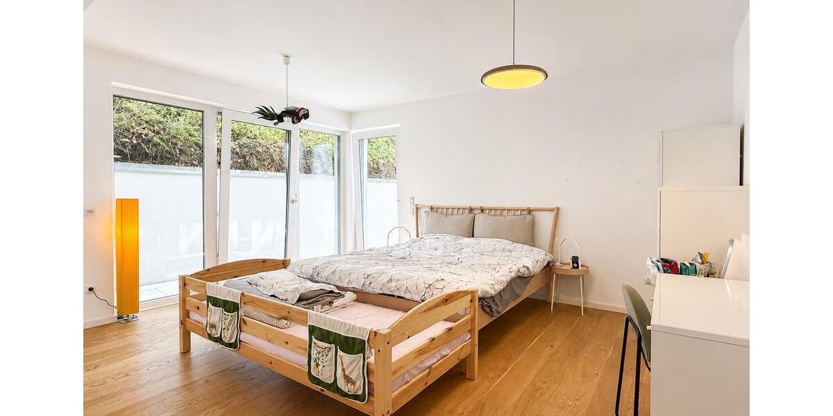 Maisonettenwohnung Kleinmachnow - 4 Zimmer, 135 m&sup2;, 2.200&euro; | Angebot:26578380