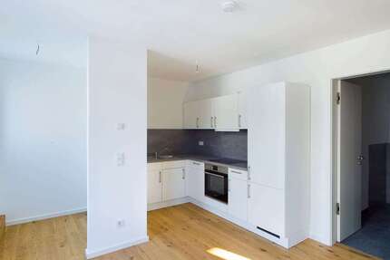 Wohnung Berlin Friedrichsfelde - 2 Zimmer, 53 m&sup2;, 1.292&euro; | Angebot:27083741