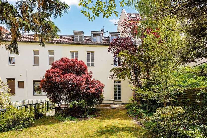 Haus zum Kaufen in Berlin 2.600.000 € 292 m²