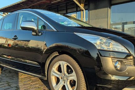 Peugeot 3008 128.000 km 9.250 &euro; Berlin 10247