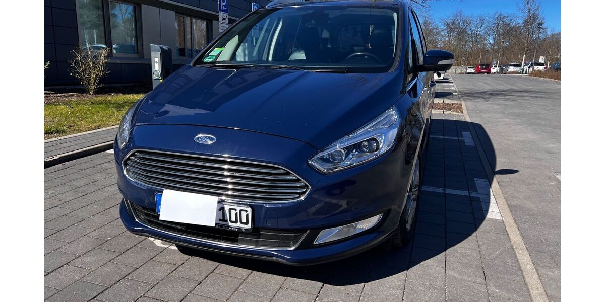 Ford Galaxy 194.000 km 12.500 € Berlin 10781