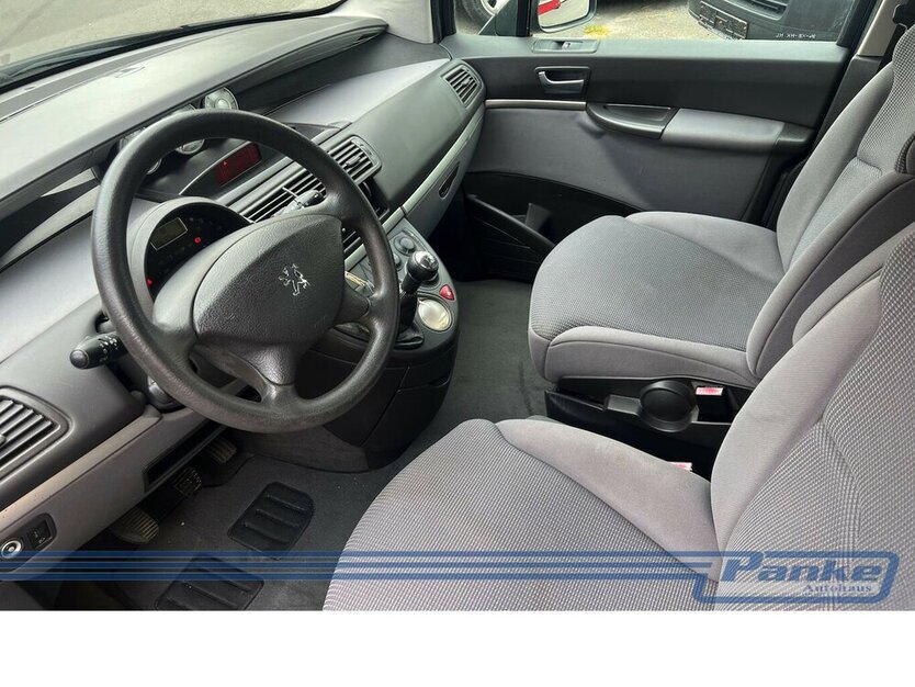 Peugeot 807 Family 2.0*AHK*Klima*Tempo*Radio/CD* 266.723 km 1.900 € Berlin 13187