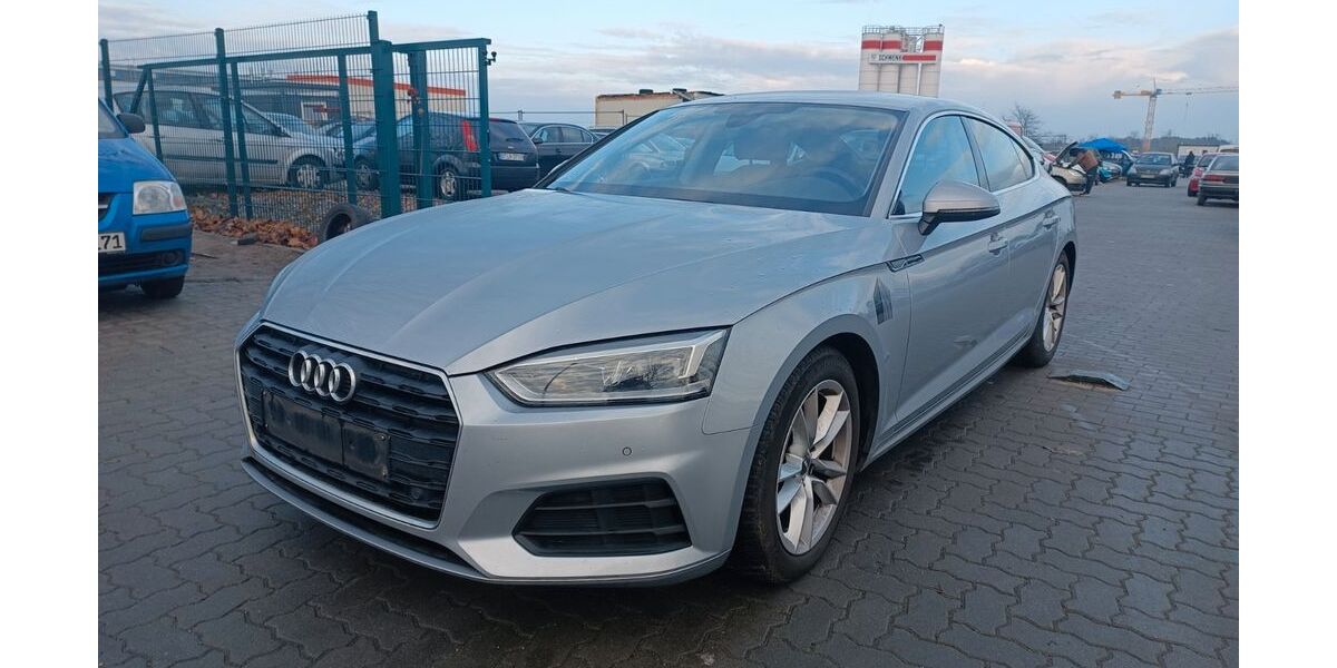 Audi A5 260.000 km 13.990 &euro; Mittenwalde 15749
