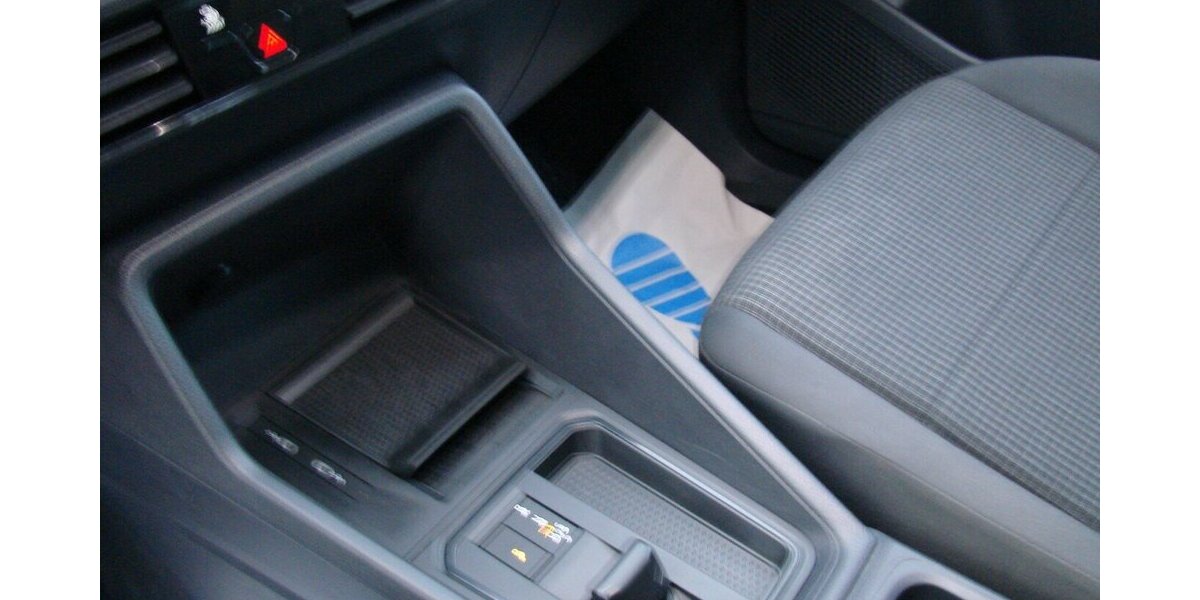 VW Caddy Maxi 2,0 TDI 7Sitze Tempomat 57.708 km 27.980 &euro; Falkensee 14612