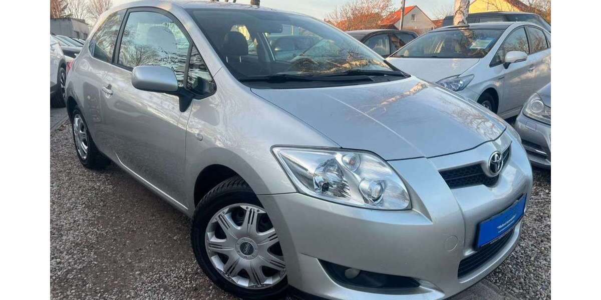 Toyota Auris 161.942 km 3.490 &euro; Berlin 13089