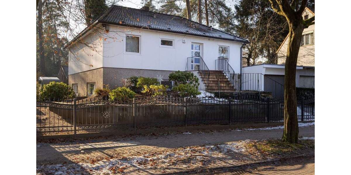 Einfamilienhaus Berlin Frohnau - 4 Zimmer, 165 m&sup2;, 500.000&euro; | Angebot:25700397