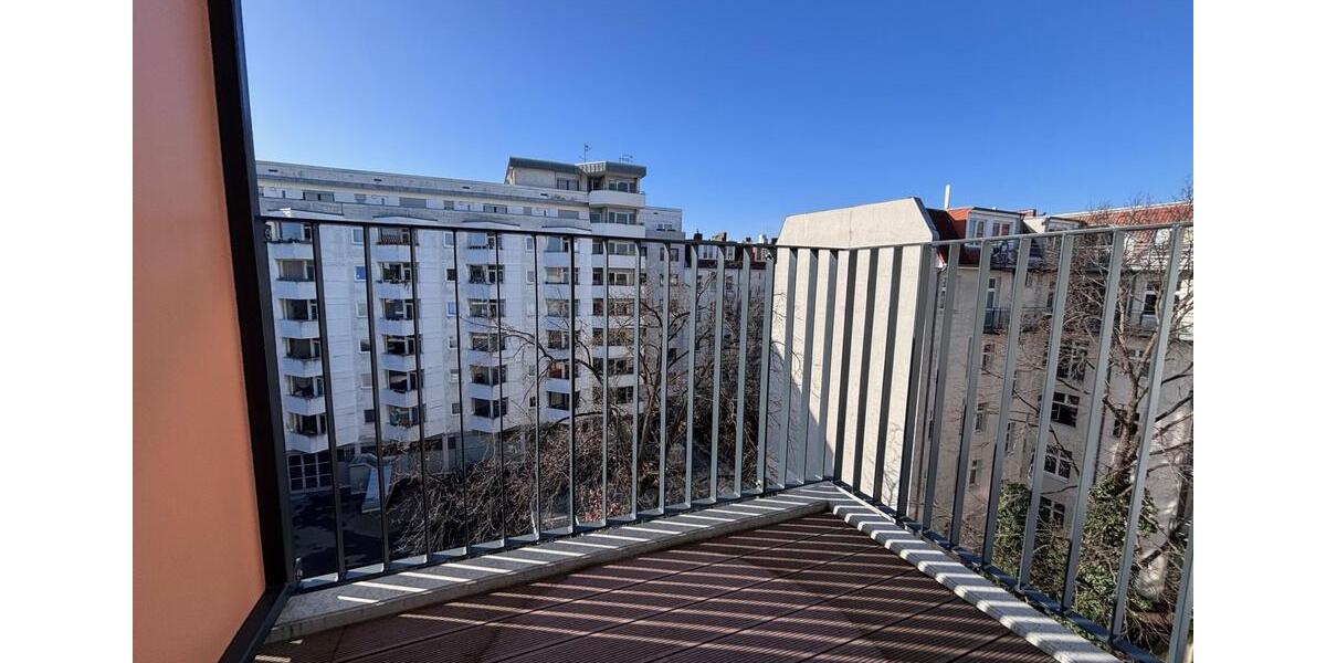 Etagenwohnung Berlin Neukölln - 4 Zimmer, 87 m&sup2;, 2.449&euro; | Angebot:24976415