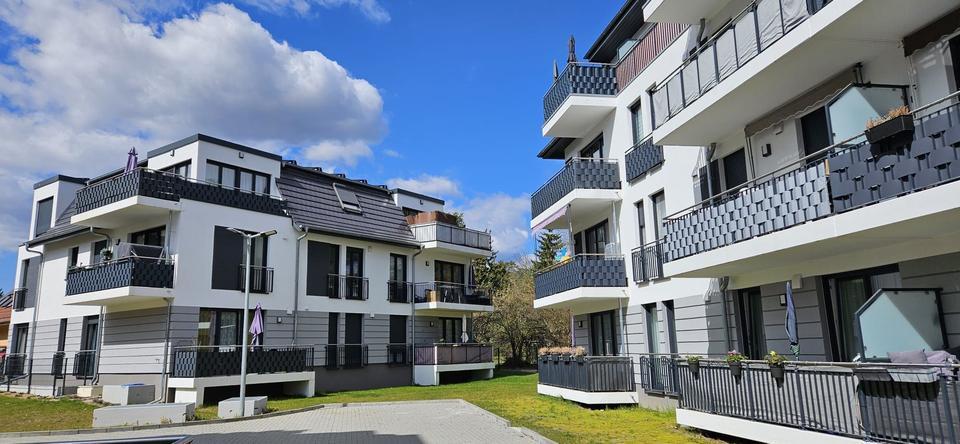 Moderne 2-Zimmer-Wohnung mit Balkon in Stahnsdorf zimmer