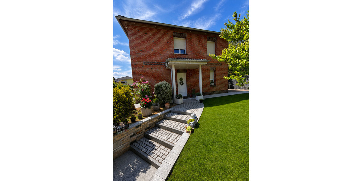 Traumhafte Stadtvilla in Berlin – Hohenschönhausen - 406 m² Grundstück, Terrasse & Garten - Top Lage - Einfamilienhaus Berlin / Wartenberg Wartenberg | Angebot:26953860