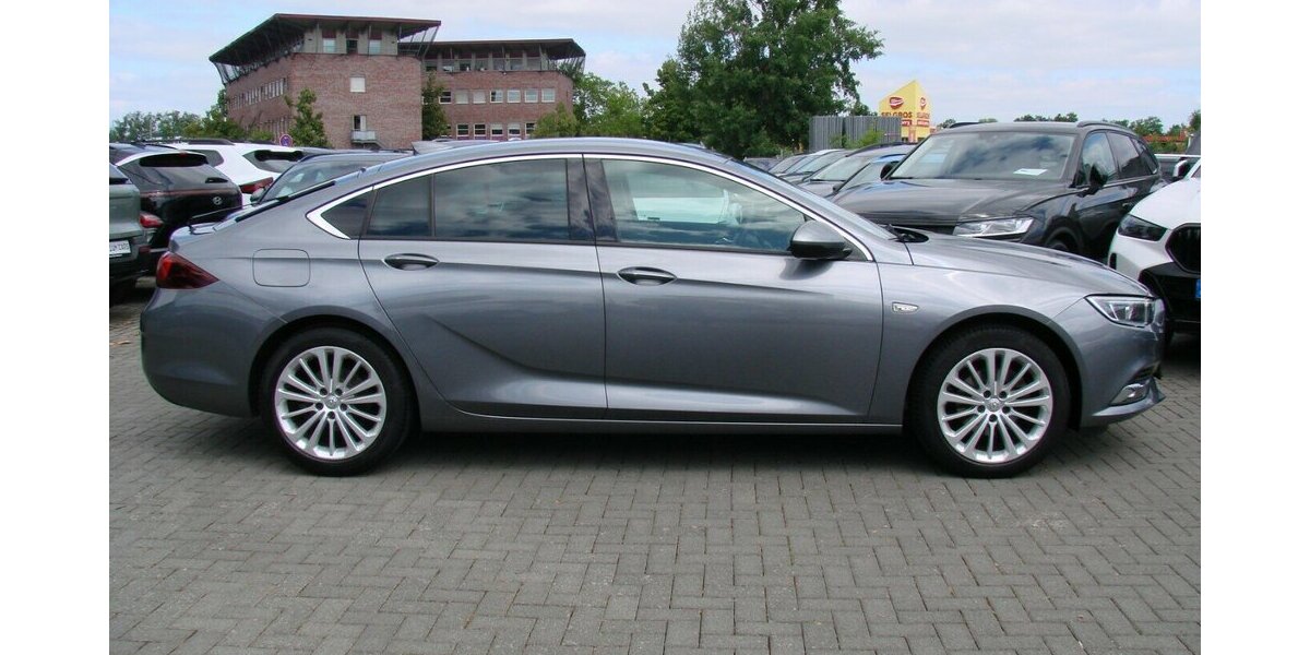 Opel Insignia 1.5L Grand Sport Dynamic HUD ACC 1Hand 205.005 km 7.980 &euro; Falkensee 14612