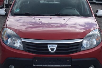 Dacia Sandero 132.000 km 4.499 &euro; Berlin 13597