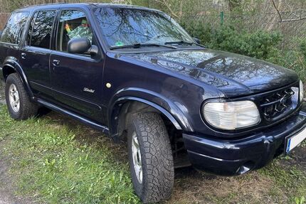 Ford Explorer 138.000 km 1.300 &euro; Brieselang 14656