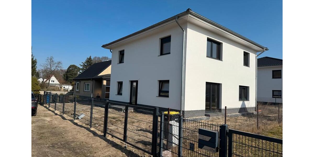 Einfamilienhaus Panketal - 5 Zimmer, 170 m&sup2;, 2.590&euro; | Angebot:26227806