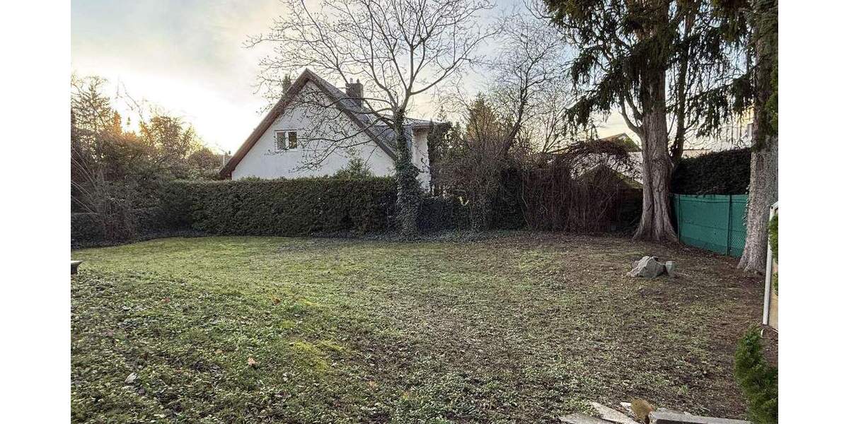 Einfamilienhaus Berlin Lichterfelde - 5 Zimmer, 142 m&sup2;, 2.800&euro; | Angebot:25751477