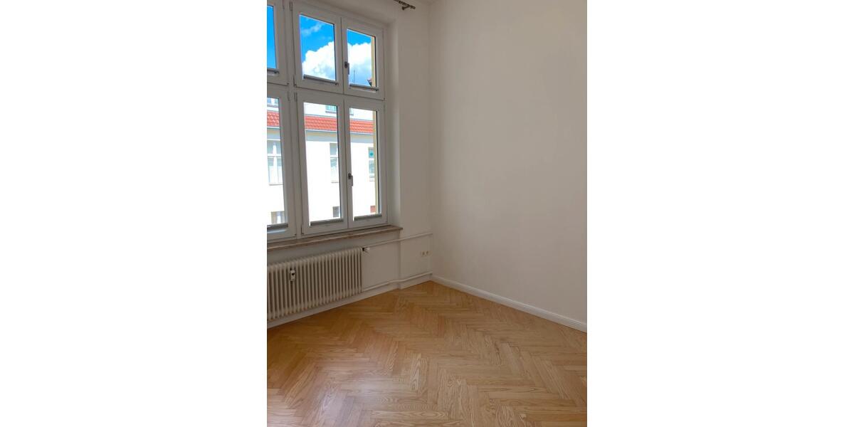 Dachgeschoßwohnung Berlin Charlottenburg-Wilmersdorf - 3 Zimmer, 111 m&sup2;, 1.850&euro; | Angebot:25892427