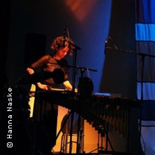 Naima Mazic mit Evi Filippou - ALBUM, the muse at work