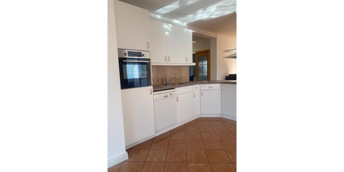 Etagenwohnung Berlin Marzahn-Hellersdorf - 2.5 Zimmer, 124 m&sup2;, 1.500&euro; | Angebot:25786652