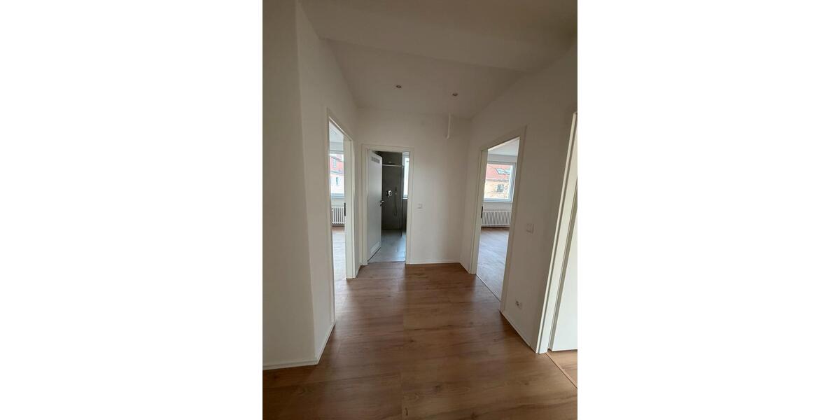 Etagenwohnung Berlin Reinickendorf - 3 Zimmer, 70 m&sup2;, 1.300&euro; | Angebot:25992476