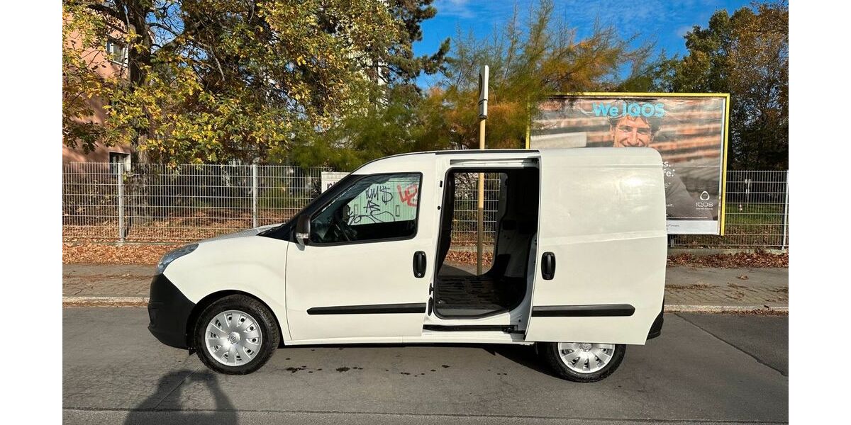 Opel Combo 168.000 km 6.664 &euro; Berlin 13597