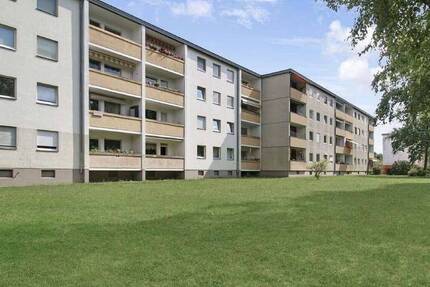 Bezugsfreie, 3-Zimmer-Wohnung in Spandau - Falkenhagener Feld 3 zimmer