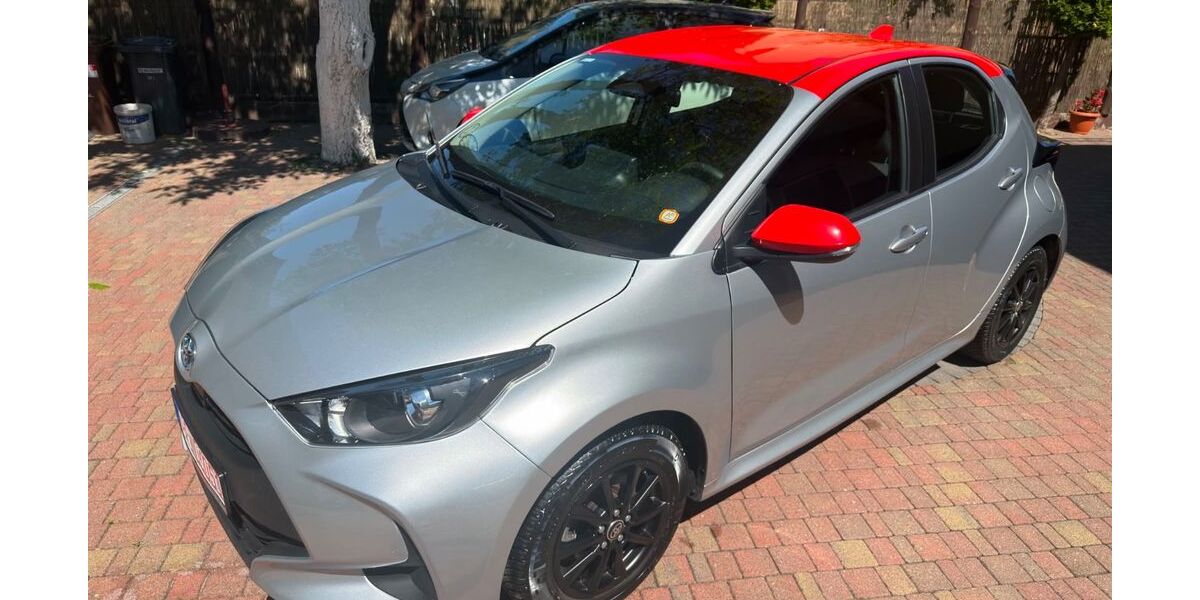 Toyota Yaris 42.000 km 19.219 &euro; Berlin 12099