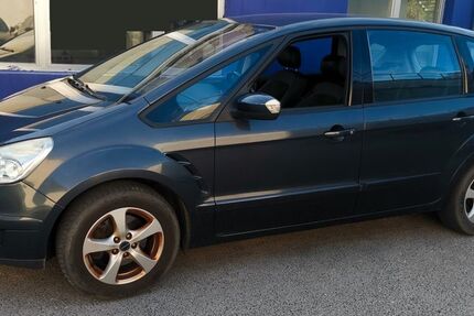 Ford S-Max 170.000 km 3.999 &euro; Berlin 13405