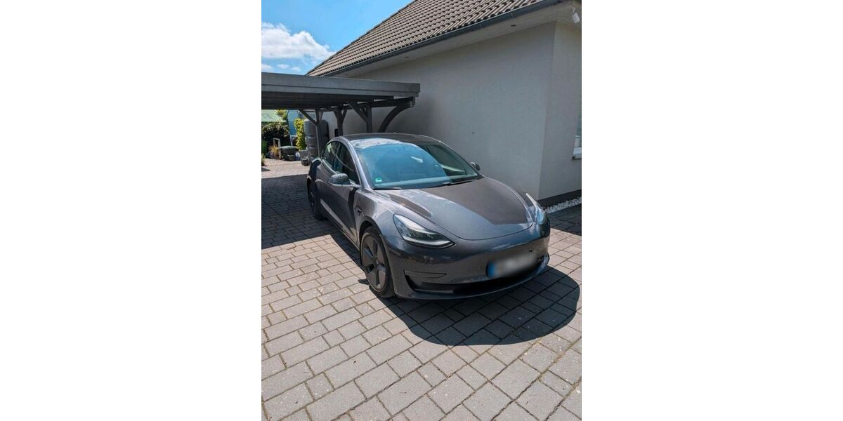 Tesla Model 3 219.000 km 16.999 &euro; Petershagen 15370