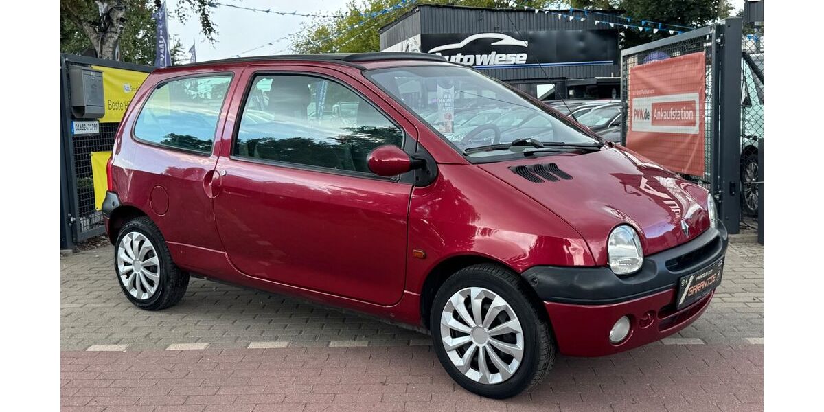 Renault Twingo 92.686 km 2.990 &euro; BERLIN 13127